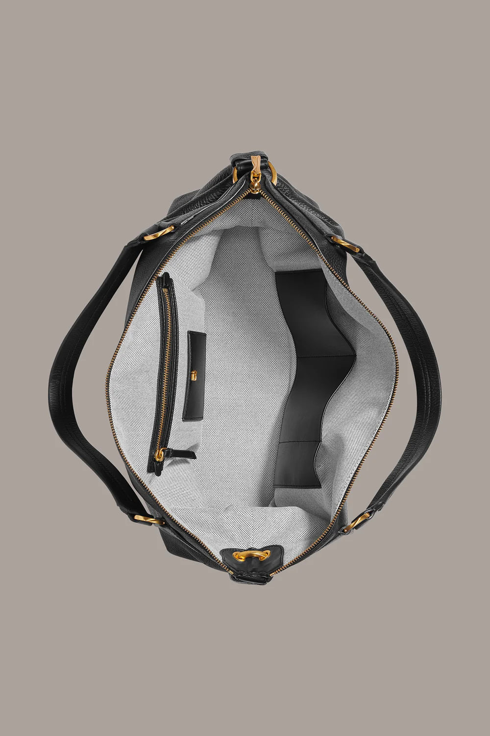 Weiche Hobo-Tasche mit Quasten-Detail und Doppelgriffen