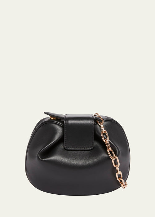 Kleine Clutch aus weichem Lammleder mit Messingkette und Magnetklappe